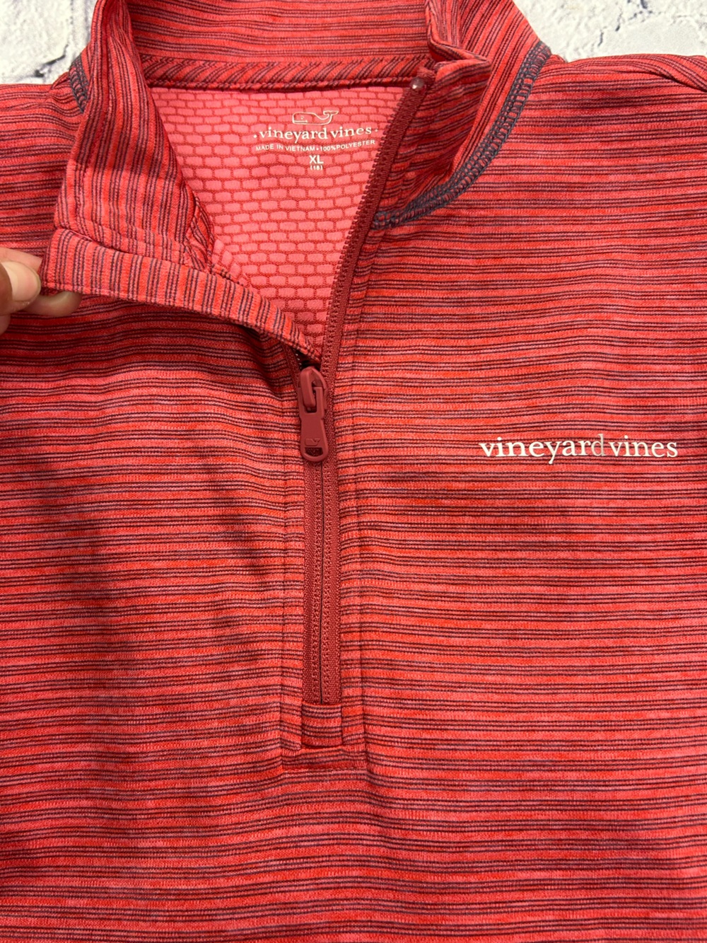 VINEYARD VINES Boys size XL 1/4 zip